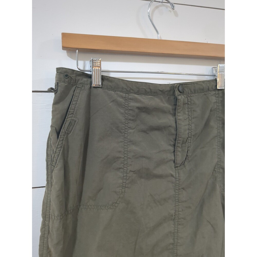 Columbia L Green khaki skirt